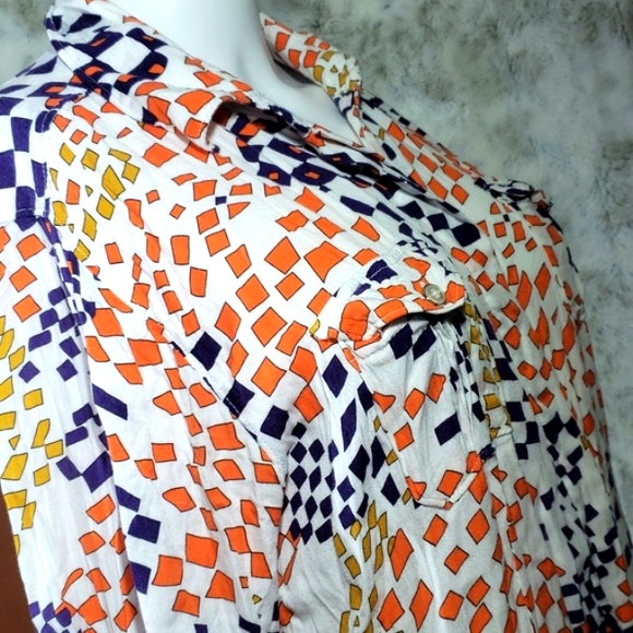 CAbi Navy Orange Geometric Print 3/4 Sleeve Button Up Shirt Size M. - Picture 7 of 15